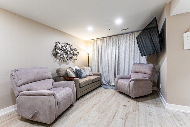 Foto del edificio - 6861 N 2200 W