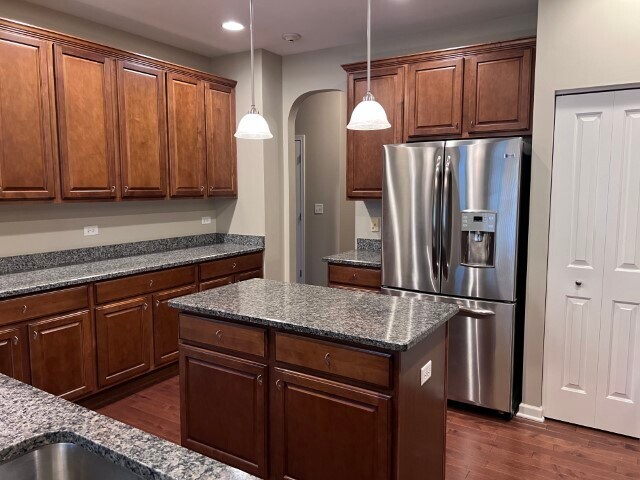 Foto del edificio - 2756 Blakely Ln
