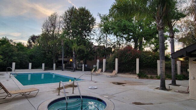 Foto del edificio - 24837 Apple St