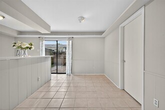 Building Photo - 1445 Bonanza Rd