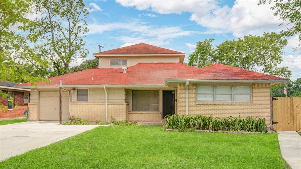 Primary Photo - 5902 Hornwood Dr