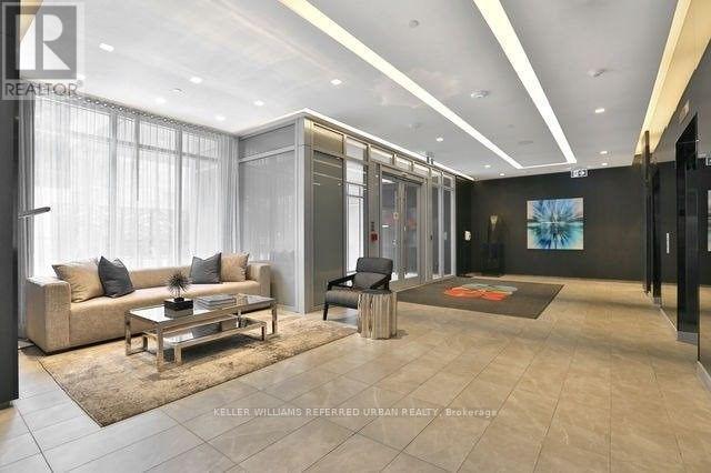 Building Photo - 365 Church St