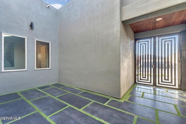 Foto del edificio - 12292 Fresh Water Dr