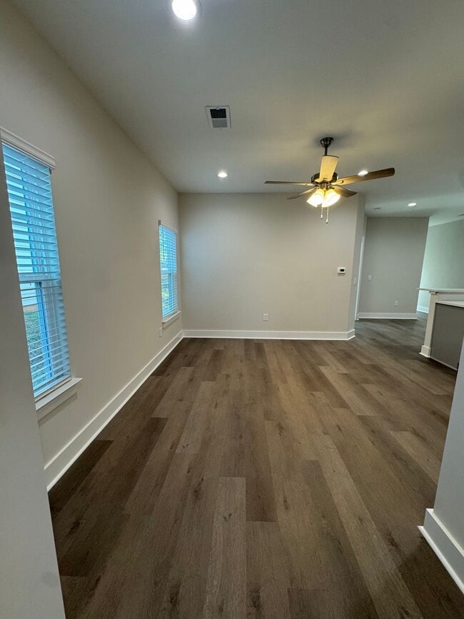 Building Photo - 109 Brawley Villas Pl