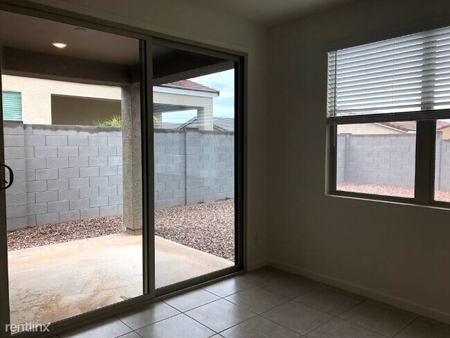 Building Photo - 3 br, 2 bath House - 4182 W. Coneflower Ln.