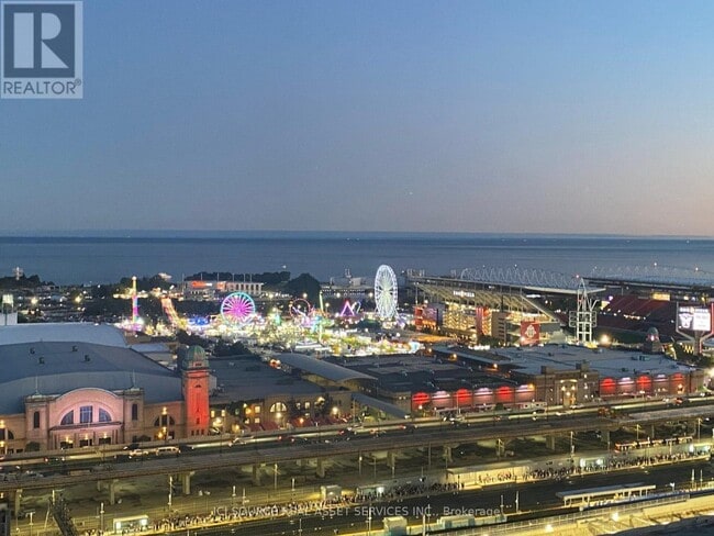 Building Photo - 150 E Liberty St