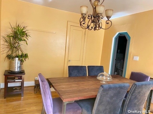 Foto del edificio - 10135-101-93 93rd St