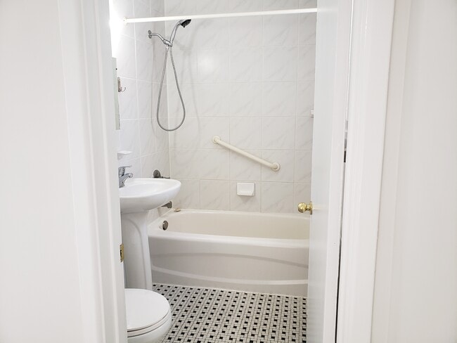 Building Photo - 55 Blake St