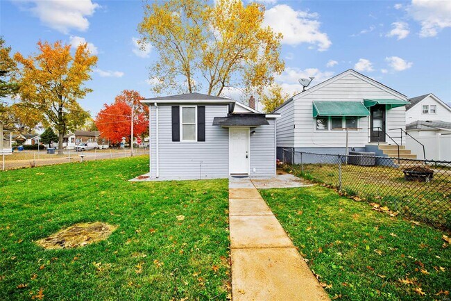 Building Photo - 4684 Heidelberg Ave