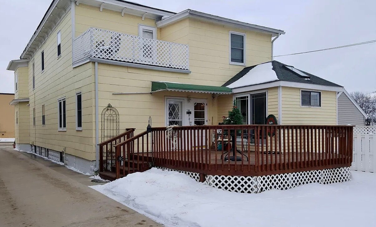 105 1st Ave SW Unit 1, Austin, MN 55912 Apartments in Austin, MN