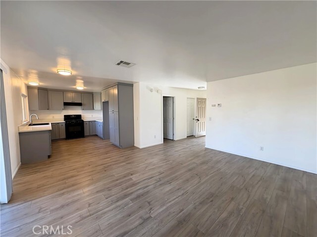 Foto del edificio - 6635 Geranium Pl