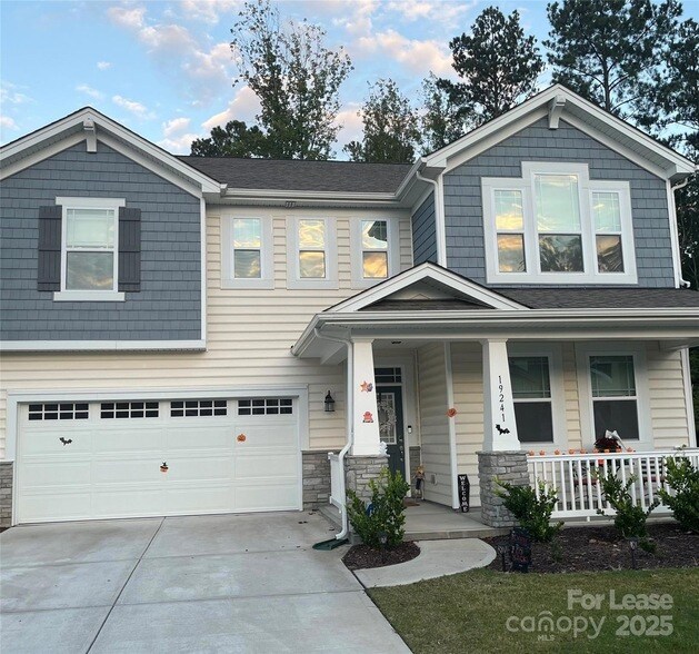Foto principal - 19241 Hawk Haven Ln
