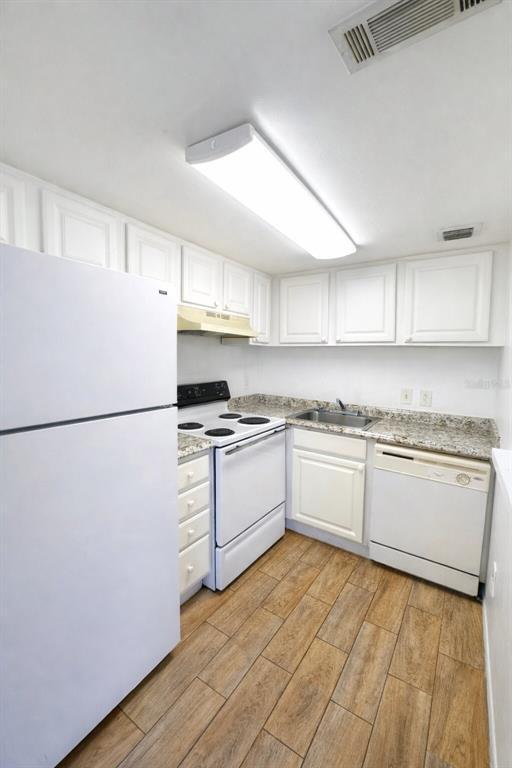 Foto del edificio - 2505 N Alafaya Trail