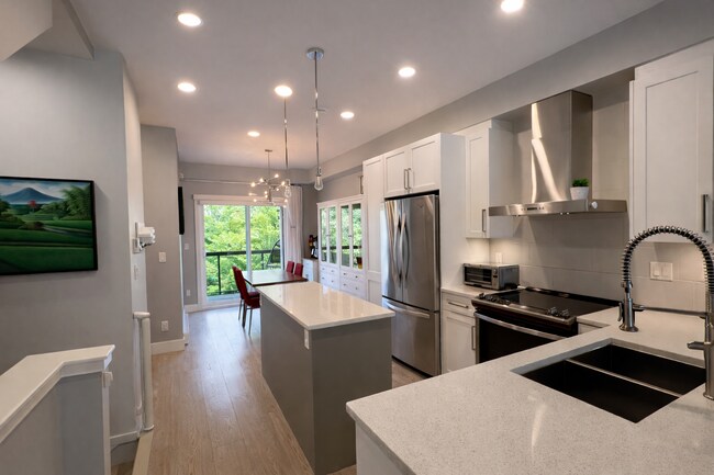 Photo du bâtiment - 20498 82 Av