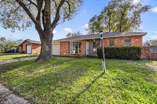 Foto del edificio - 3 br, 2 bath House - 4969 E Ridge Creek Dr