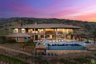Building Photo - 2100 Old Soda Springs Rd