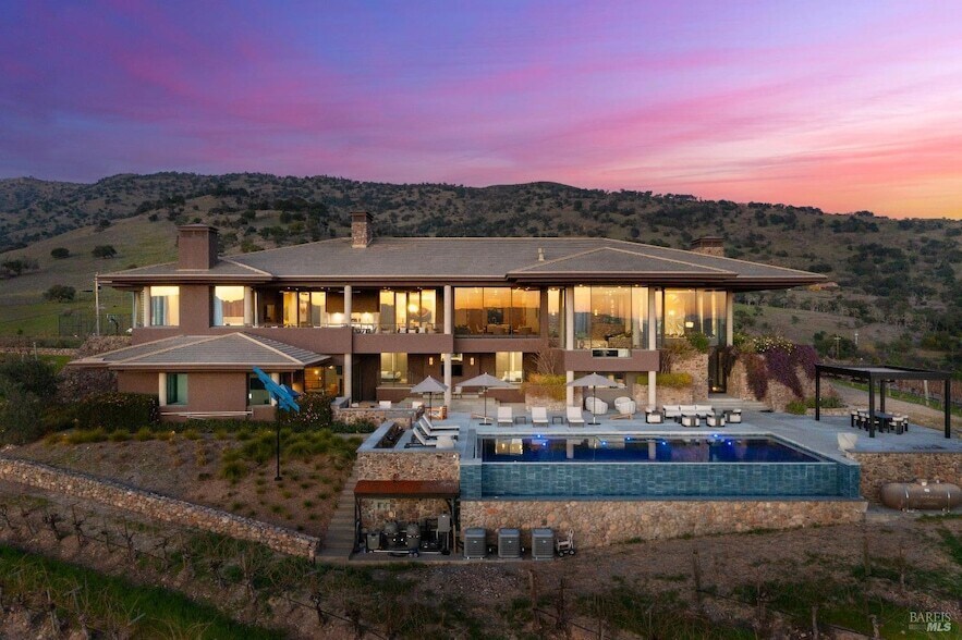 Foto principal - 2100 Old Soda Springs Rd