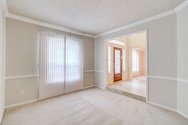 Foto del edificio - 17323 Jackson Pines Dr