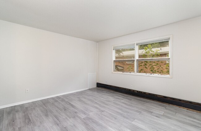 Building Photo - 2017 Commerce Blvd