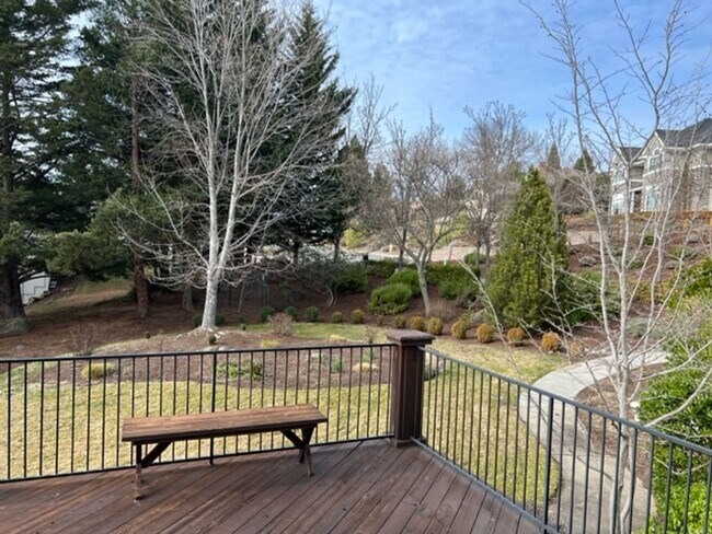 Building Photo - SPACIOUS & STYLISH CUSTOM HOME- 4 BEDROOMS...