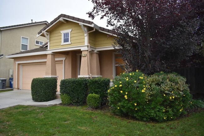 Photo - 570 Barclay Way House