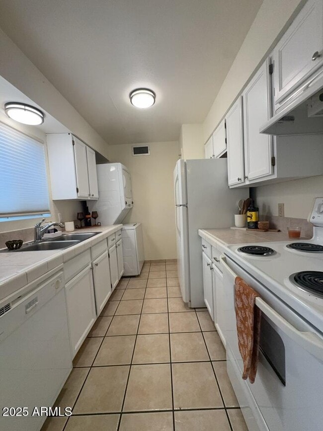 Building Photo - 4359 Ave Palermo