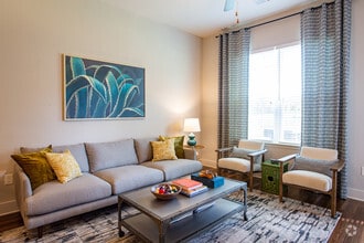 1 BR, 1BA - Silver Collection At Carl D Silver