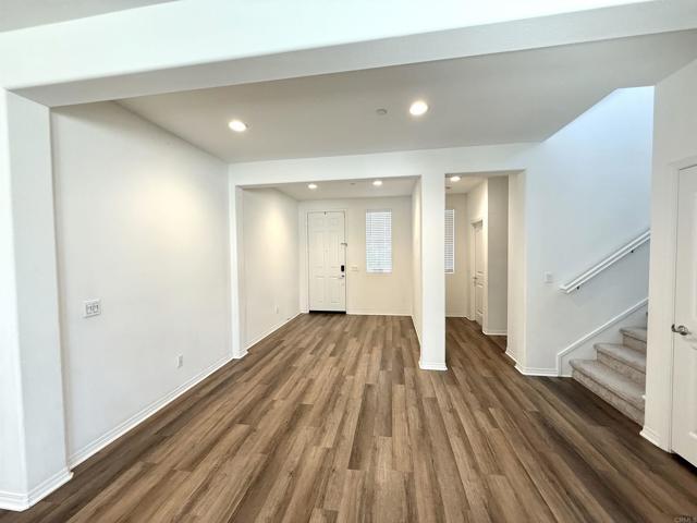 Foto del edificio - 34148 Thistlewood Ave