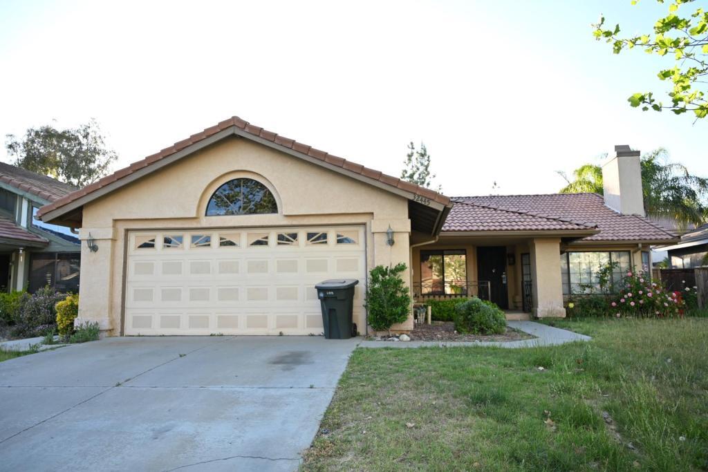 Foto principal - 32445 Somerset Dr
