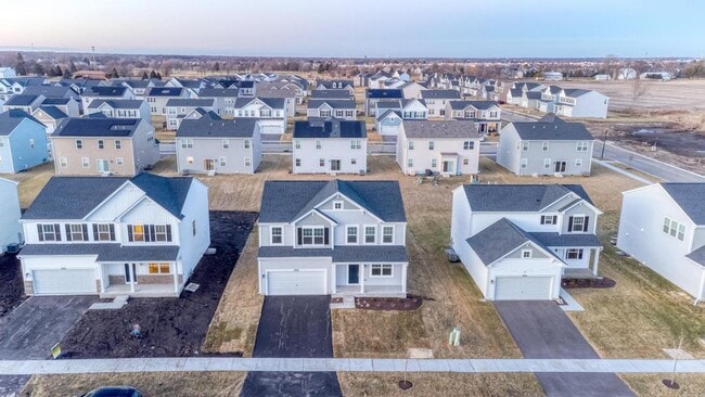 Foto del edificio - 454 Bower Ln