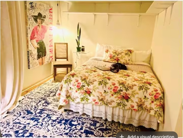 Dormitorio con cama tamaño queen - 2522 Wordsworth St