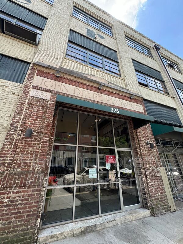 Foto del edificio - 326 Nelson St SW