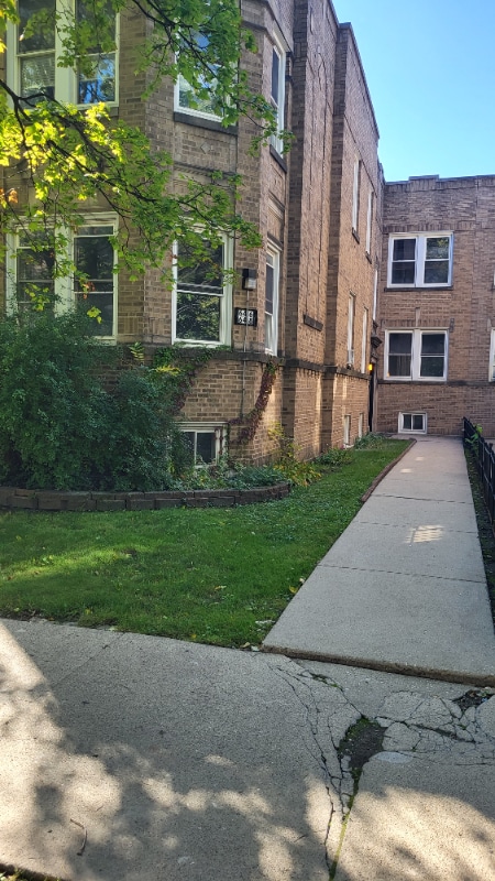 Building Photo - 6418 N Campbell Ave