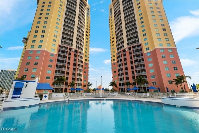 Foto del edificio - 2745 First St