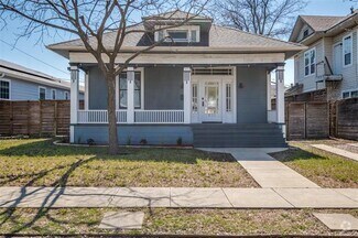 Building Photo - 832 Melba St