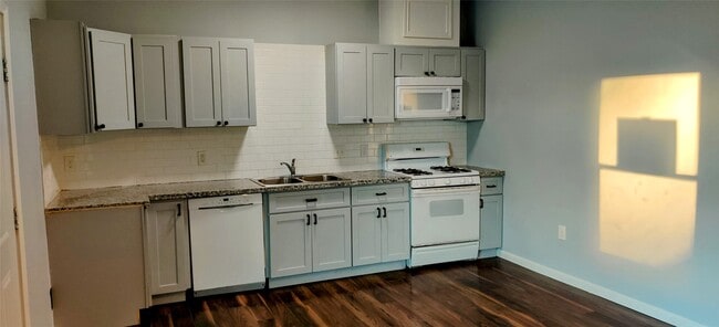 Building Photo - 8002 Cargill St