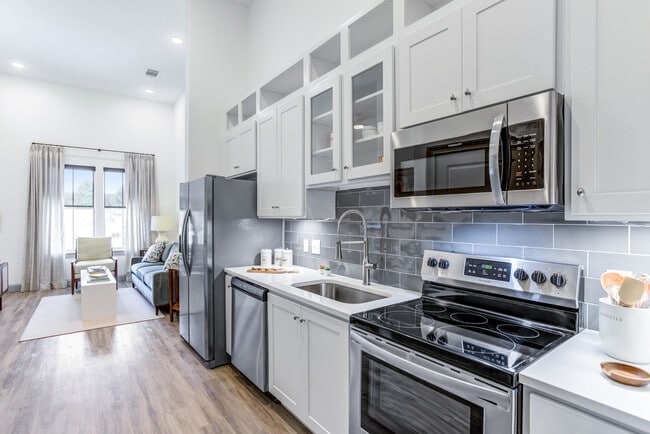 Apartamentos Town Center en Berry Farms — foto de la comunidad - Town Center at Berry Farms