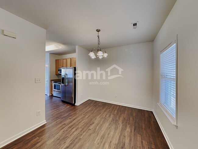 Foto del edificio - 11508 Chapeclane Rd