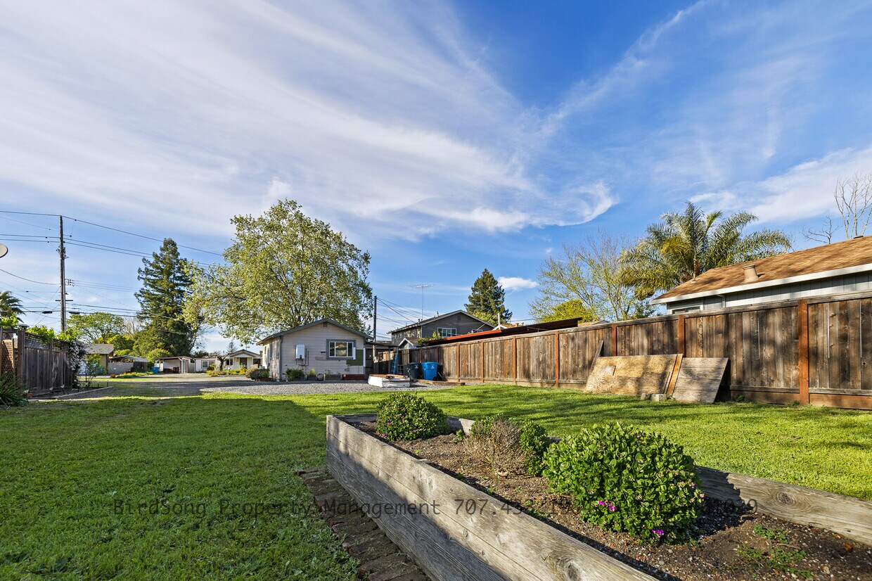 1660 Jennings Ave, Santa Rosa, CA 95401 House Rental in Santa Rosa