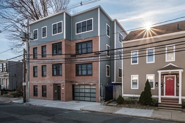 Foto del edificio - 117 Addison St