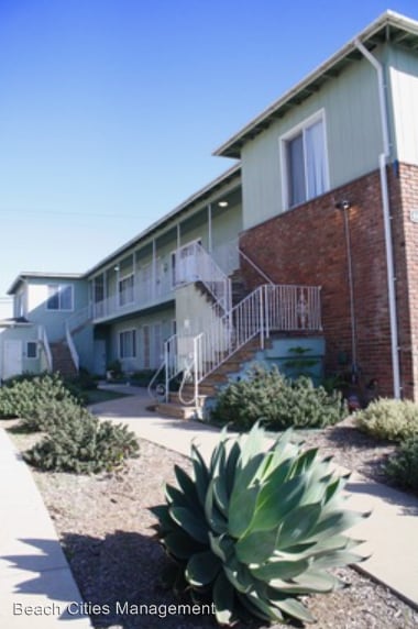 Building Photo - 4436 Lakewood Blvd