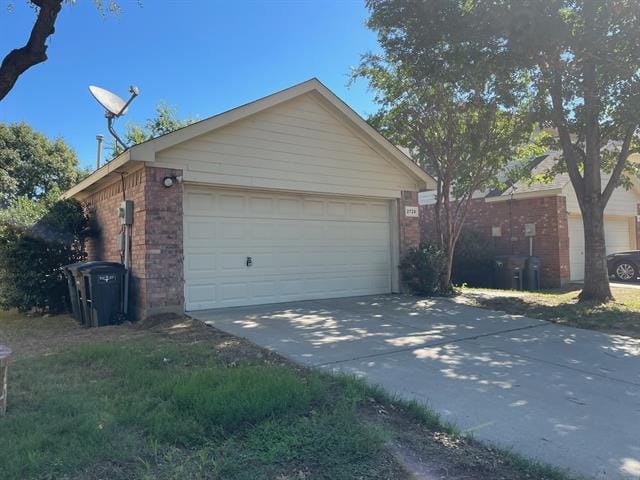 Building Photo - 2729 Mountain Lion Dr