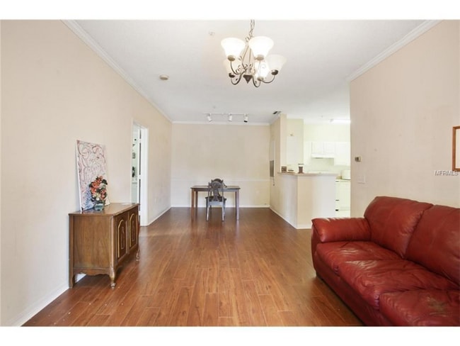 Foto del edificio - 18001 Richmond Pl Dr
