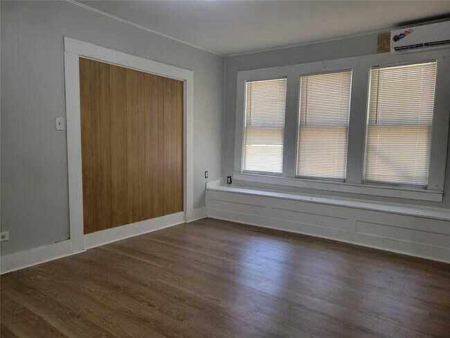 Foto del edificio - 3308 Nance St