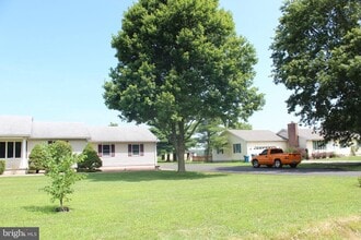 Building Photo - 873 Skeeter Neck Rd