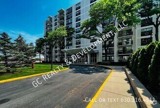Building Photo - 9001 Golf Rd