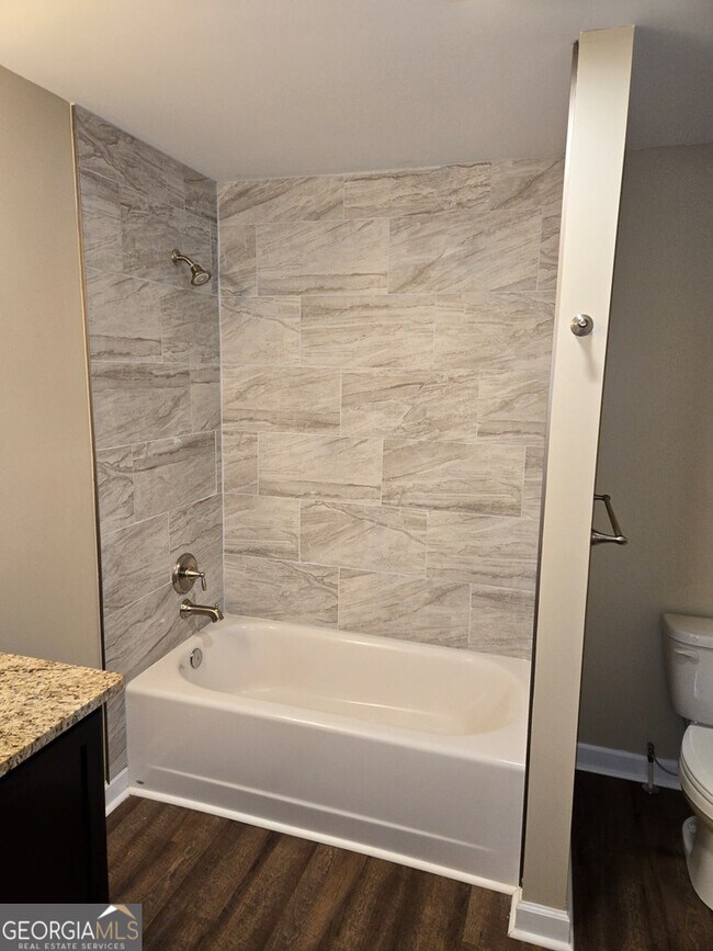 Foto del edificio - 621 North Dr