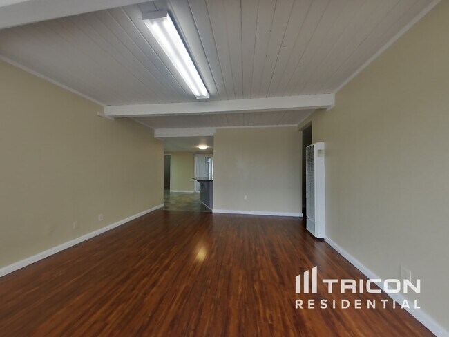 Building Photo - 396 Christine Drive San Pablo CA