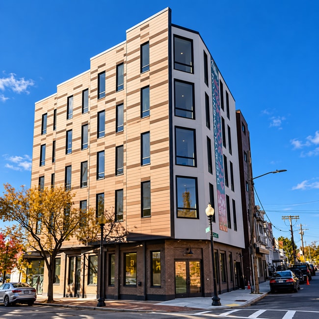Building Photo - 1463 Dorchester Ave