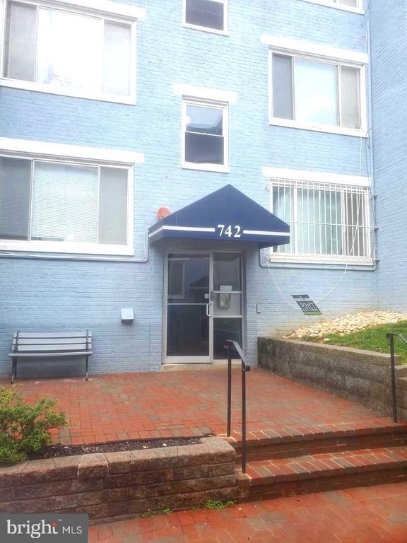 Foto del edificio - 742 Brandywine St SE